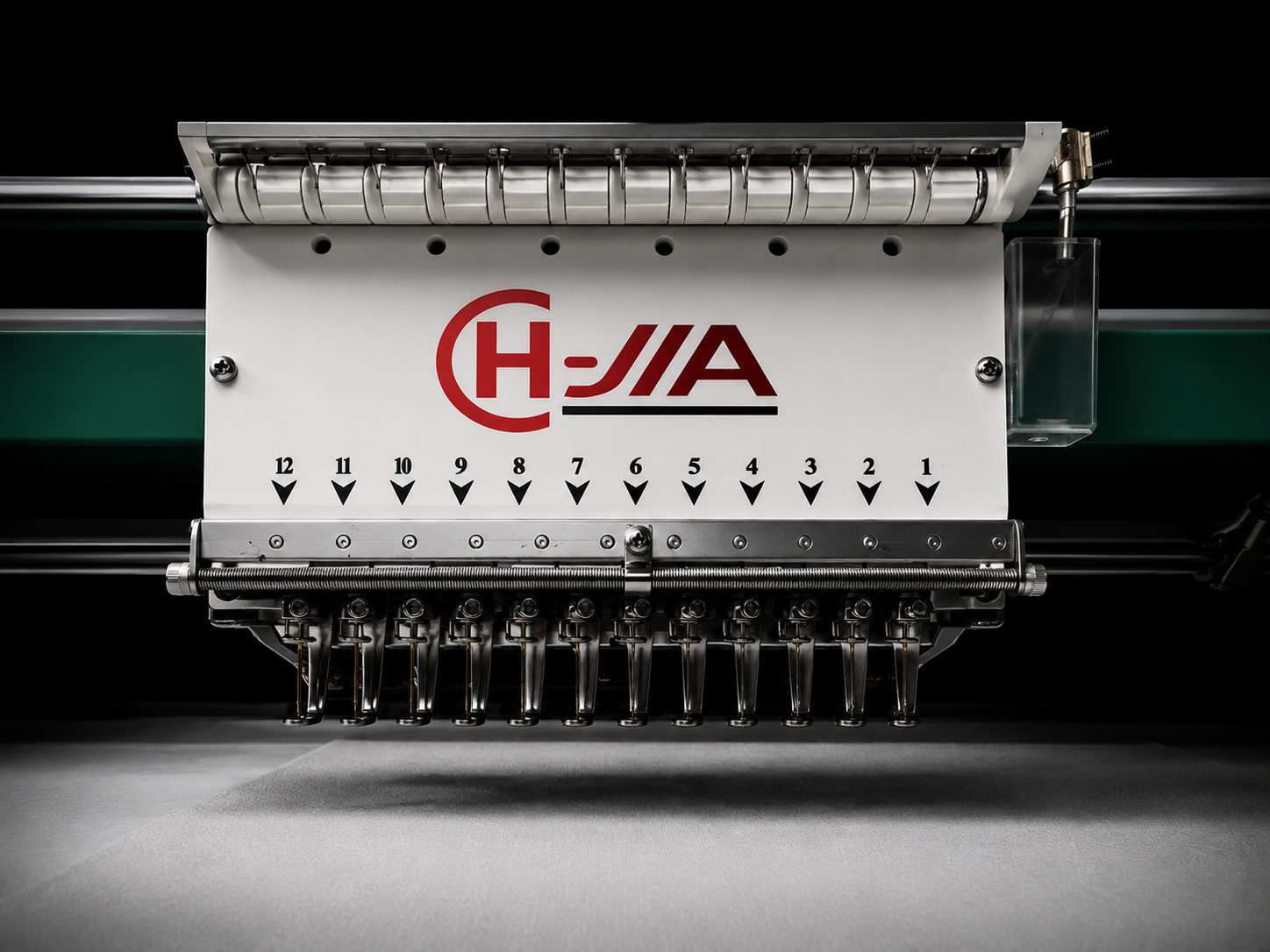 H KIA · Ultra 12 Cabezas detalle 3